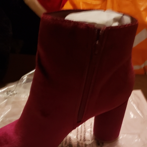 these cute velvet soft Burgundy booties have 4 inch heel - Picture 2 of 6
